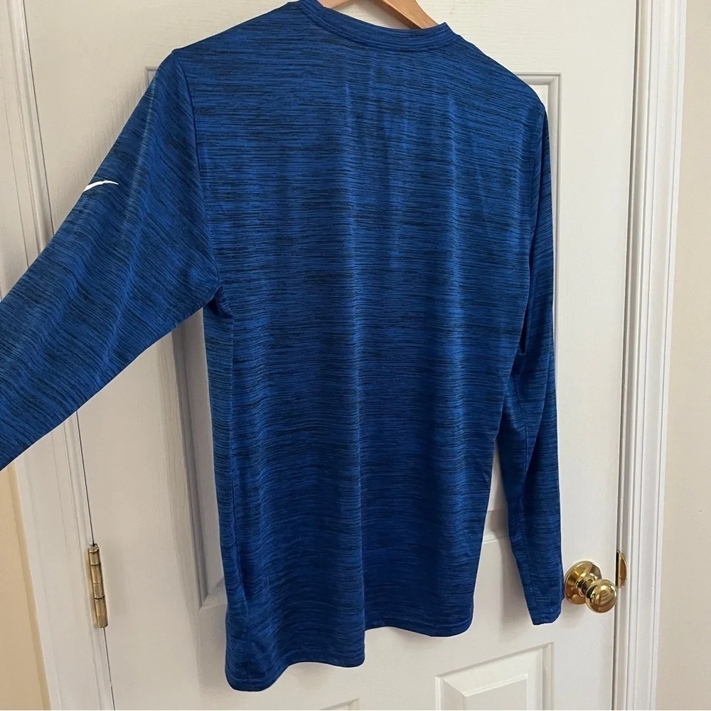 Nike Giants Long Sleeve T-Shirt. M.